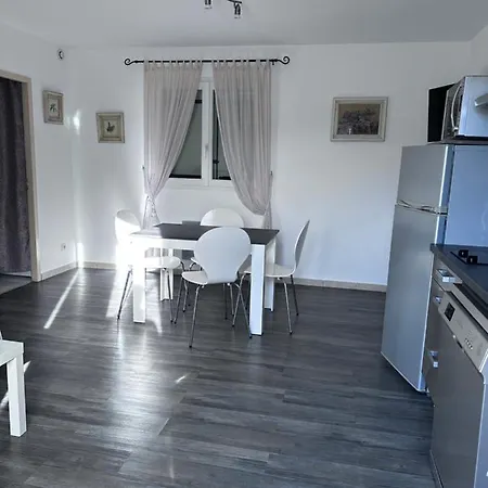 La Vue Etoilee Apartment *